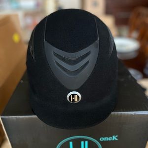 OneK Suede Defender Helmet (L)